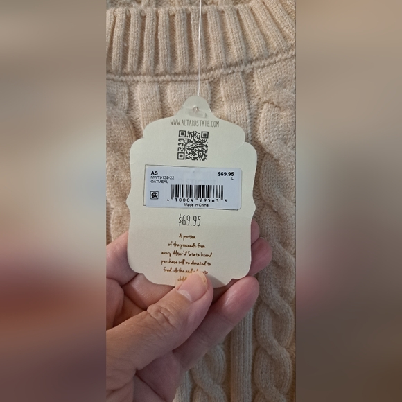 NWT Altar'd State Cable Knit Cropped Sweater Cream Sz L Viscose Blend - Picture 5 of 10